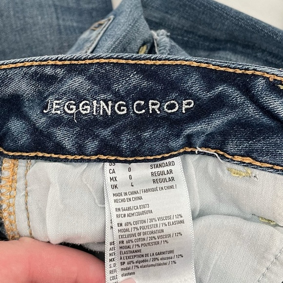 America Eagle Outfitters Cropped Jeans - Picture 4 of 5